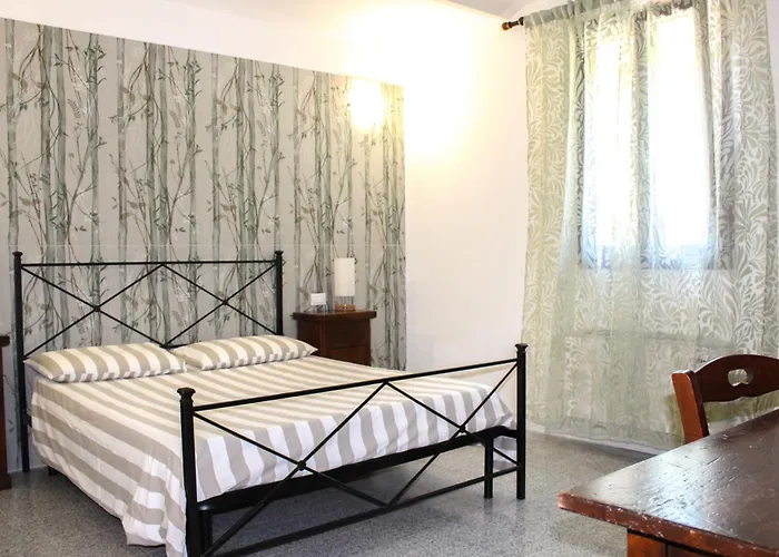 Bed & Bike Casa Dei Papi * Портоферрайо