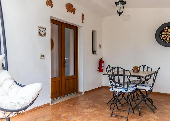 Bed & Bike Casa Dei Papi Портоферрайо